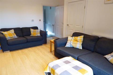 69 Britten Avenue, Basildon, SS14 3SR