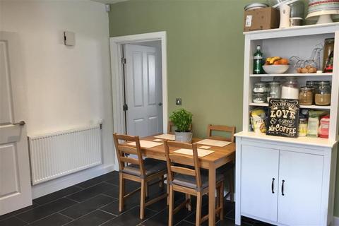 69 Britten Avenue, Basildon, SS14 3SR