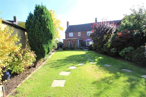 13 Beech Gardens, Hamble, Southampton, SO31 4LE