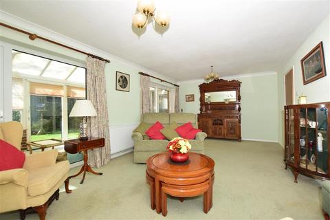 1 Barley Close, Martin Mill, Dover, CT15 5LD