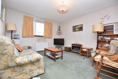 32/2 Craigmount Hill, Edinburgh, EH4 8HX
