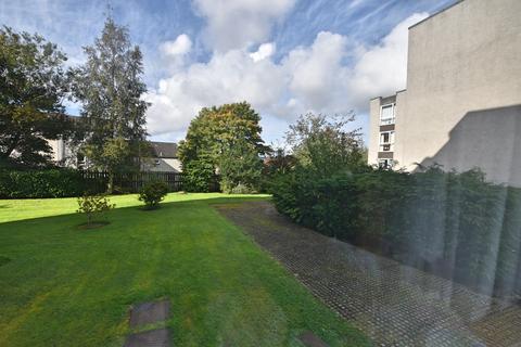 32/2 Craigmount Hill, Edinburgh, EH4 8HX