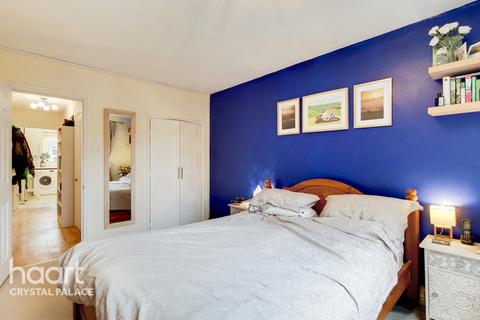 Flat 4, Bedford Court Mowbray Road, London, SE19 2RW