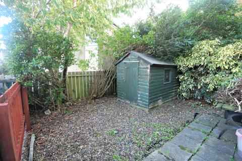 4 Abbots Way, Whickham, Newcastle Upon Tyne, NE16 4DB