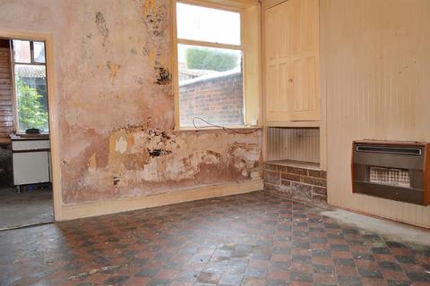 298 Copster Hill Road, Oldham, OL8 3DE