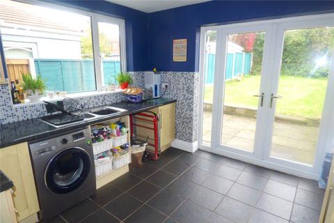 92 Guildford Grove, Middleton, Manchester, M24 2NY