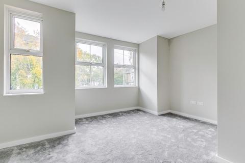 2 Princes Road, Teddington, TW11 0RW