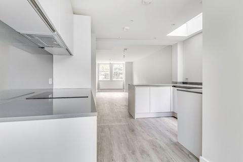2 Princes Road, Teddington, TW11 0RW