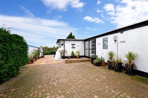 368 Billet Road, London, E17 5PJ