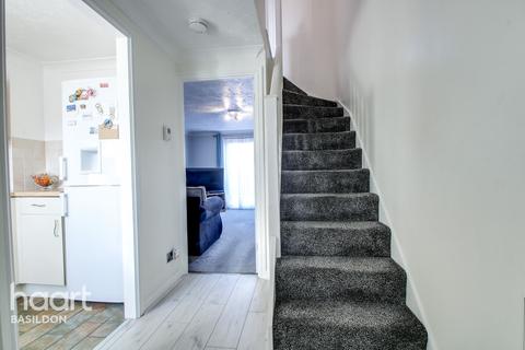 9 Ascot Grove, Basildon, SS14 1GG