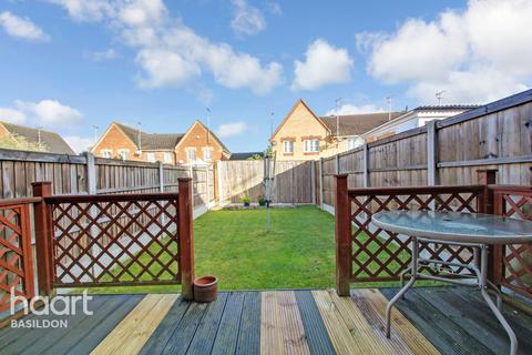9 Ascot Grove, Basildon, SS14 1GG