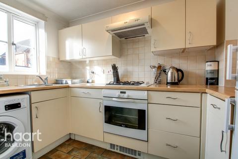 9 Ascot Grove, Basildon, SS14 1GG