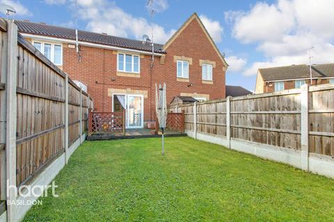9 Ascot Grove, Basildon, SS14 1GG