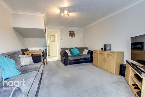 9 Ascot Grove, Basildon, SS14 1GG