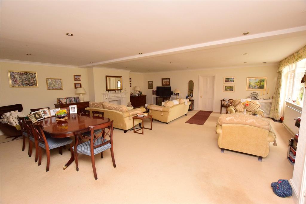 Dudley Street, Grimsby, N E Lincs, DN31 3 bed semidetached house £