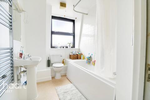 Flat 28, Richmond Court Fleet Road, Fleet, GU51 3AL