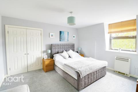 Flat 28, Richmond Court Fleet Road, Fleet, GU51 3AL