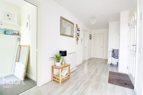 Flat 28, Richmond Court Fleet Road, Fleet, GU51 3AL