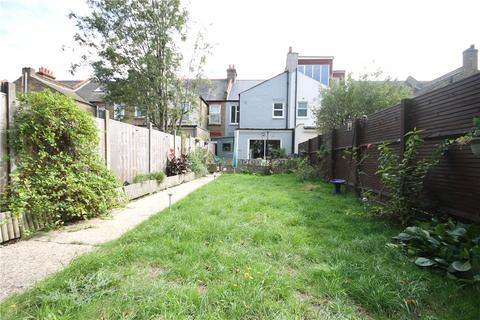 40 Headcorn Road, Thornton Heath, CR7 6JP