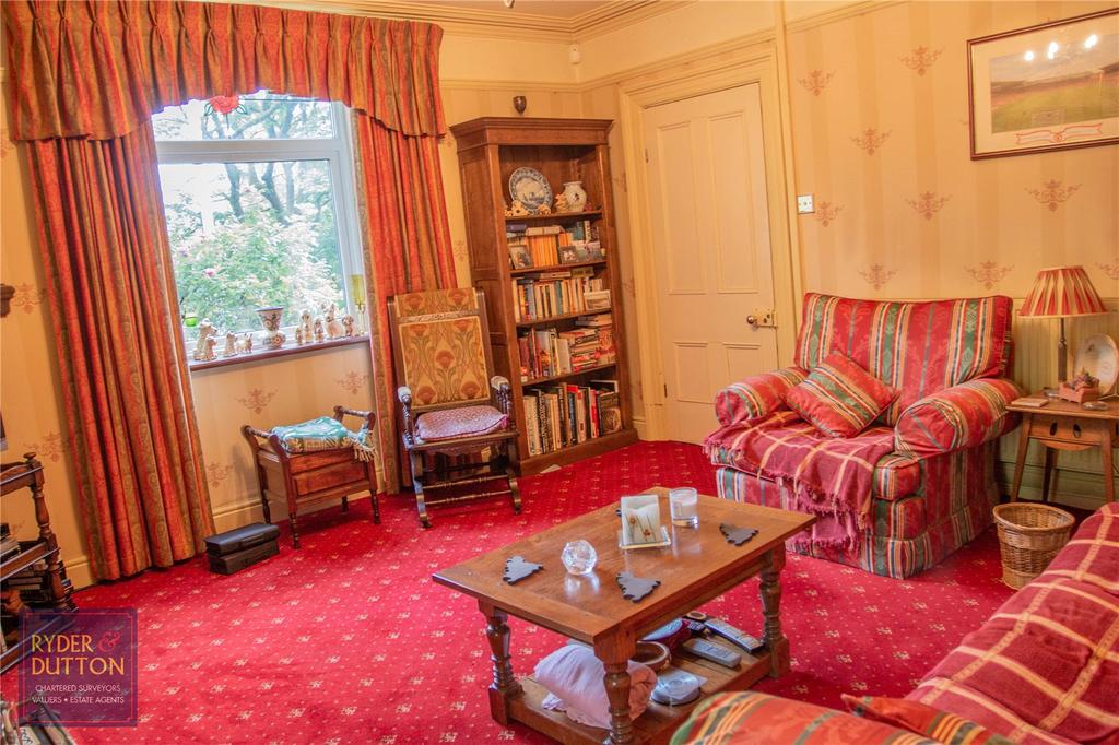 Lounge: