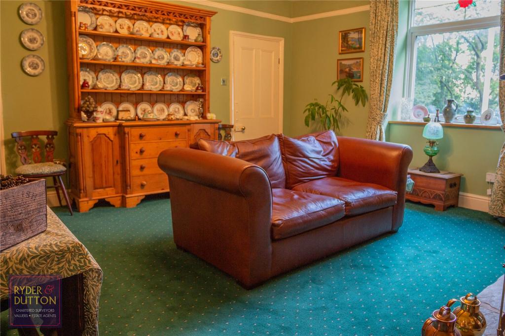 Living Room: