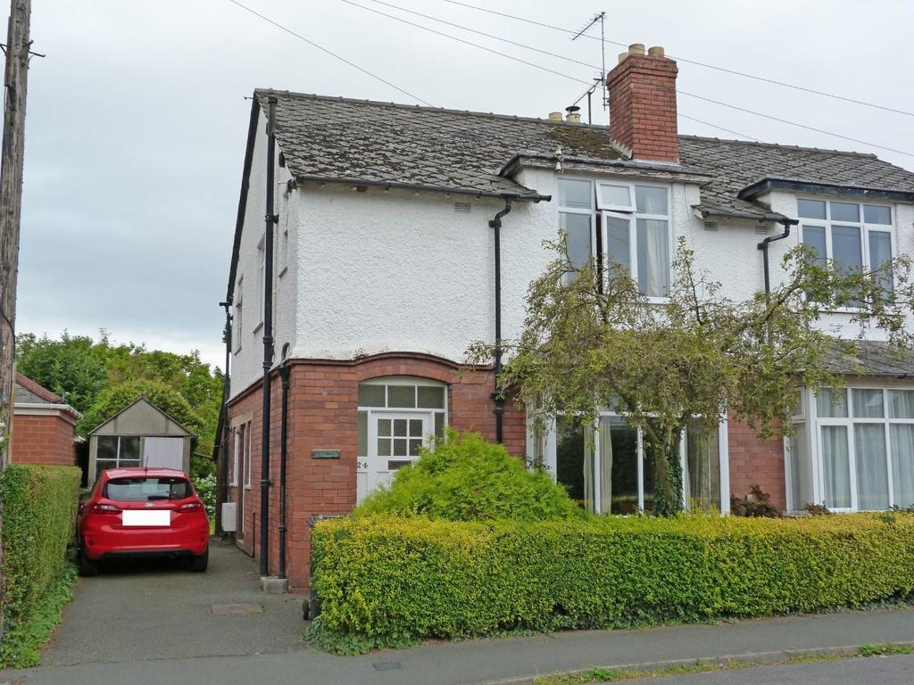 Moor Park Road, Three Elms, Hereford... 3 bed house £230,000