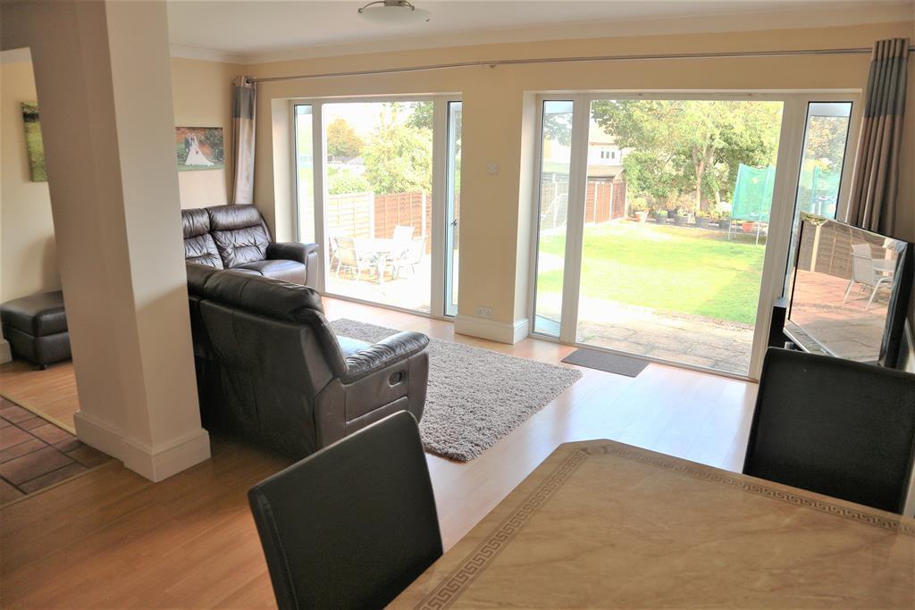 Open plan lounge