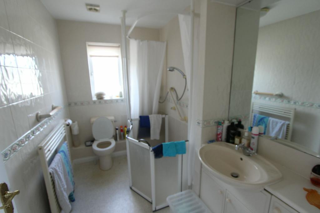 Ensuite Shower Room