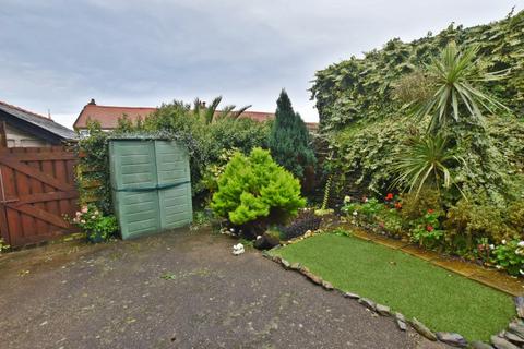 2 bedroom detached house for sale - Summerhill Road, Onchan, IM3 1LY