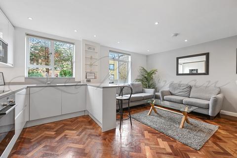 3 bedroom apartment to rent, Wimpole Street, Marylebone, W1
