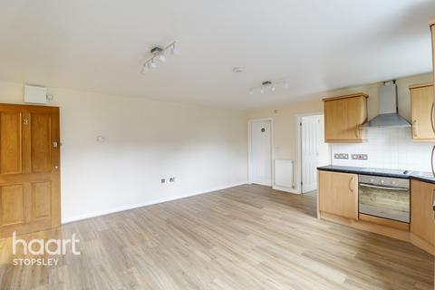 3 Treetop Close, Luton, LU2 0JZ
