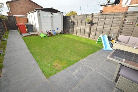 211 Humber Way, Slough, SL3 8SS