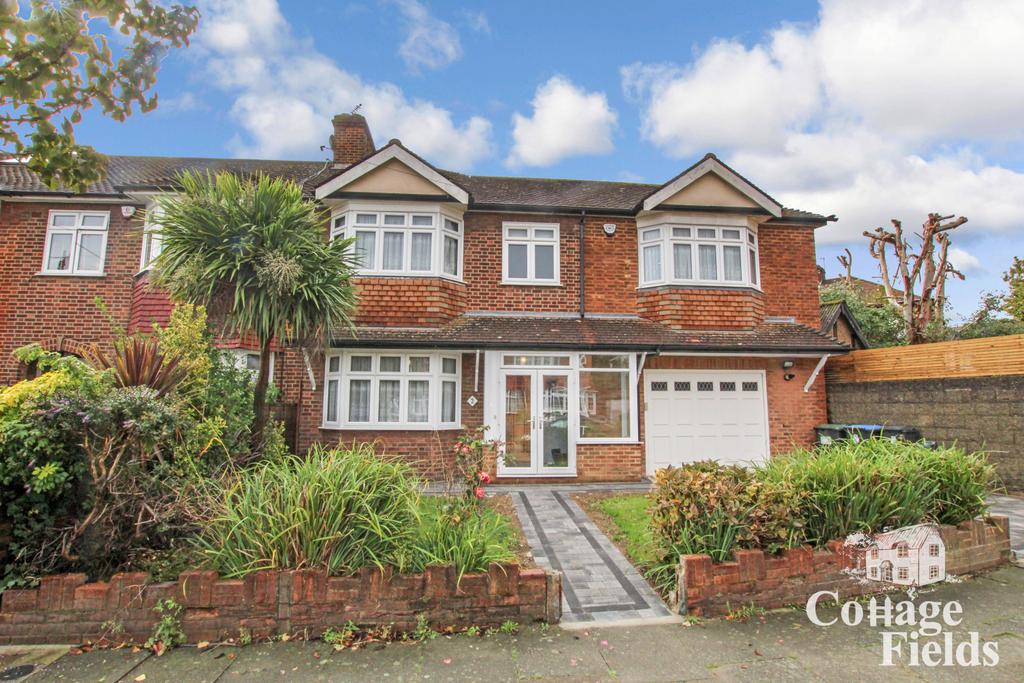 Lynmouth Avenue, Bush Hill Park... 4 bed semidetached house £750,000