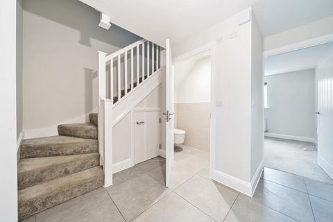 7a Bromsgrove, Faringdon, SN7 7JF
