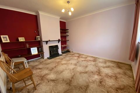 16 Northfield, Polegate, BN26 5EE