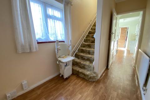 16 Northfield, Polegate, BN26 5EE