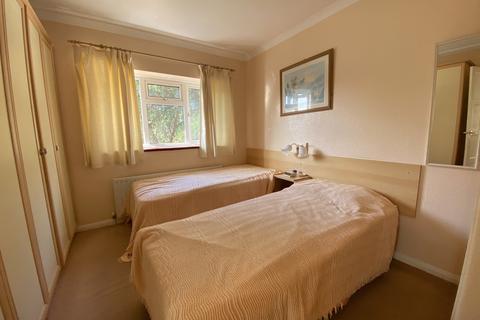 16 Northfield, Polegate, BN26 5EE