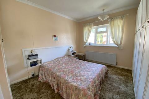 16 Northfield, Polegate, BN26 5EE