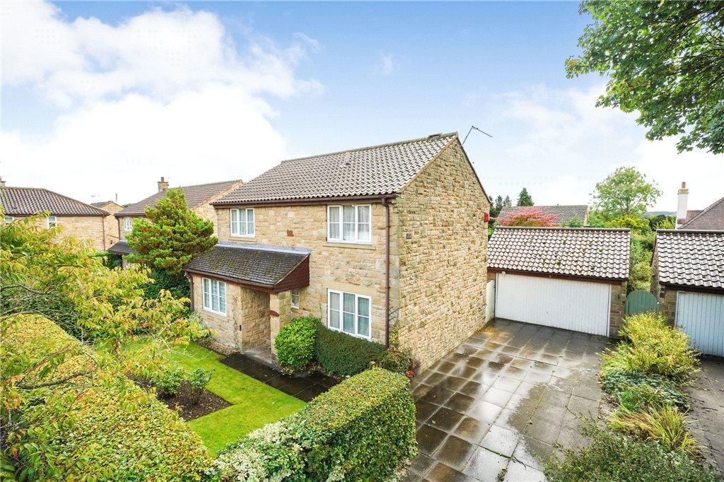 Shaw Barn Croft, Wetherby 4 bed detached house £480,000