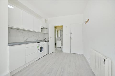 Studio to rent, Ashenden Road, Homerton, E5