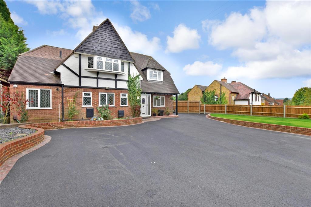 London Road, Ditton, Aylesford, Kent 4 bed detached house £675,000