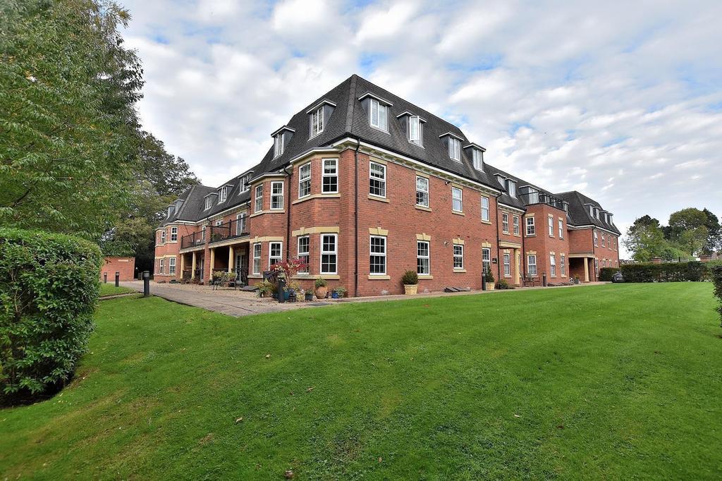 Castlecroft House, Wolverhampton 2 bed apartment £160,000