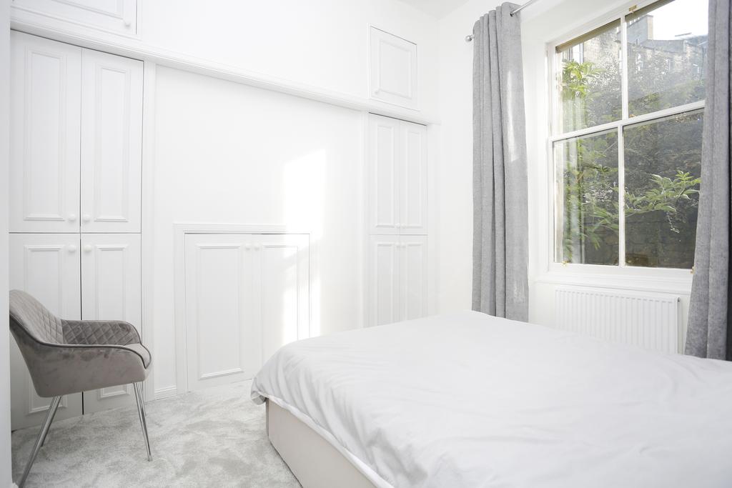 Double Bedroom 1