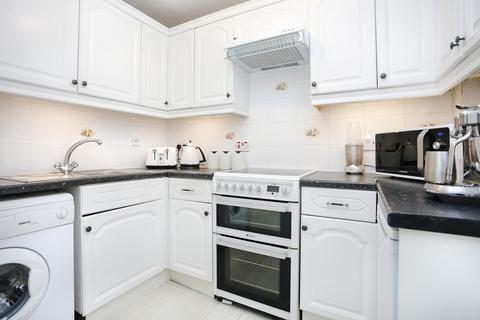 2/3 Belhaven Terrace, Edinburgh, EH10 5HZ