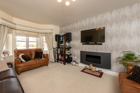 8 William Geddes Place, Blairgowrie, Perthshire, PH10 6FE