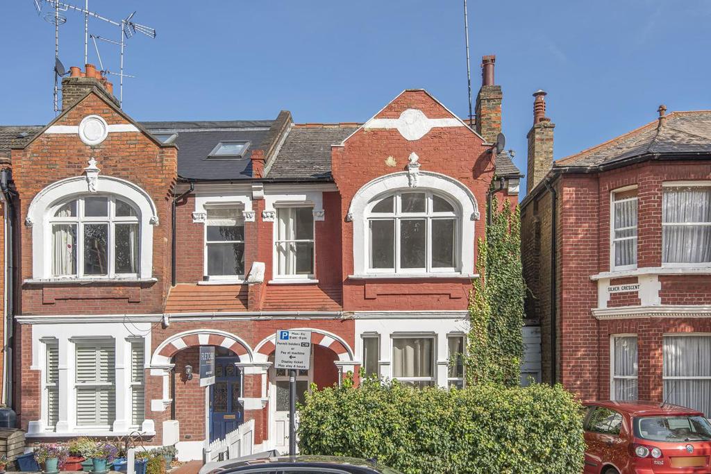 Silver Crescent, Chiswick 2 bed flat £599,950