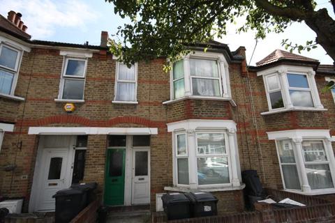 50 Archer Road, London, SE25 4JN