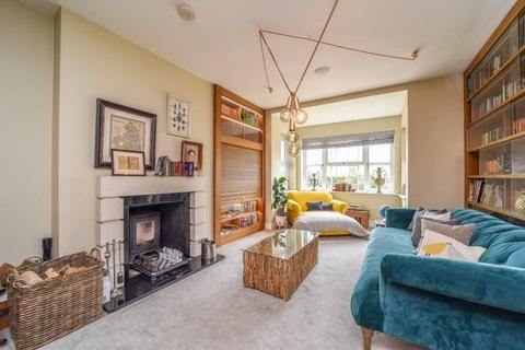 5 Roper Crescent, Sunbury-on-thames, TW16 5BA