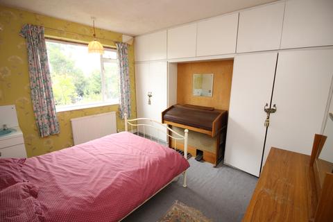 32 Wrayfield Road, Cheam, Sutton, SM3 9TH