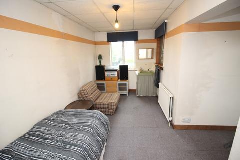32 Wrayfield Road, Cheam, Sutton, SM3 9TH